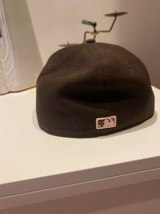 Gorra New Era Marrón 60 Aniversario