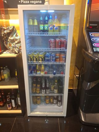 Nevera expositora bebidas
PRECIO negociable