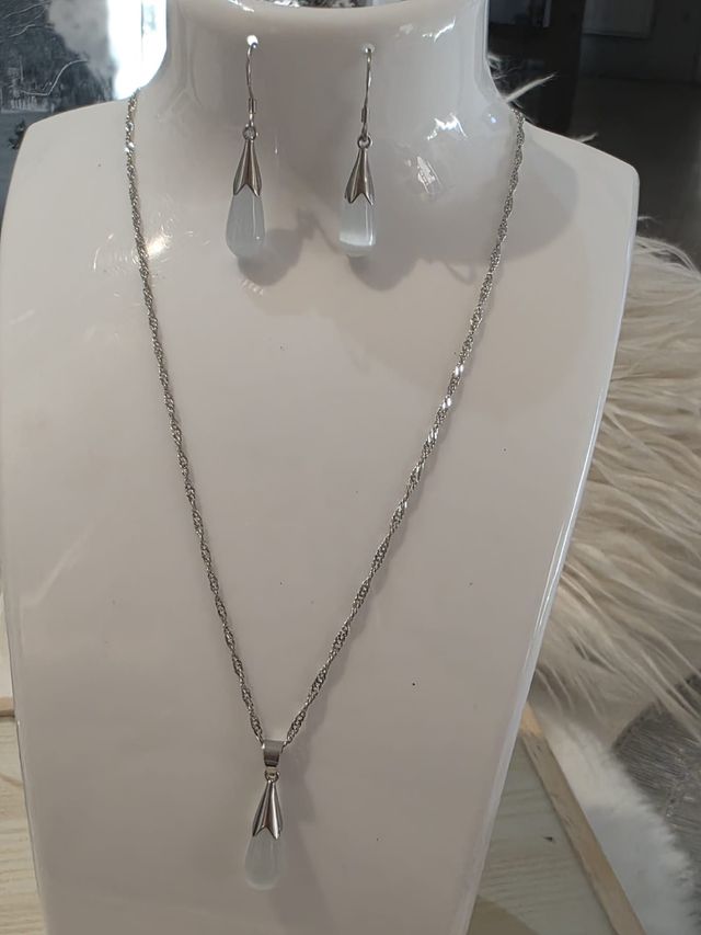 Conjunto Prata com Pingente e Brincos