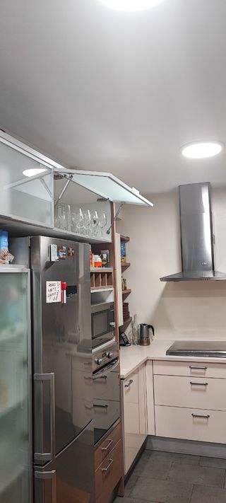 Muebles de cocina madera y cristal