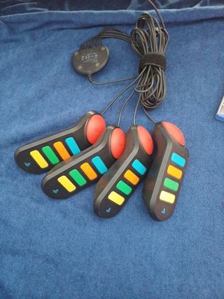 Mandos Buzz PS2 + 3 Juegos