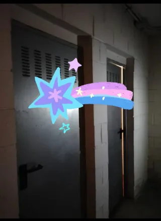 TRASTEROS EN C/ AMADOR DE LOS RIOS 26.