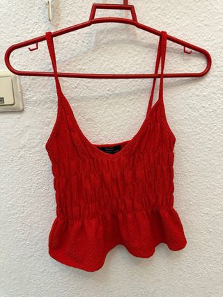 Top Bershka Rojo Fruncido Tirantes