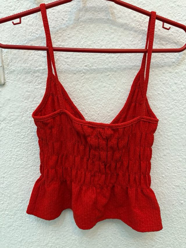 Top Bershka Rojo Fruncido Tirantes