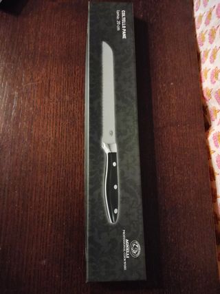Coltello Pane 20cm