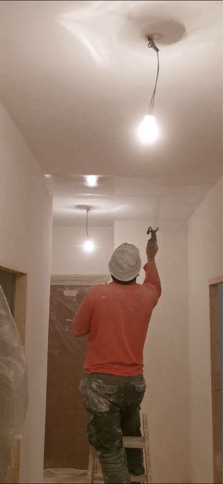 Pintor, Baldosas para baño o cocina.