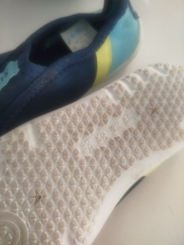 Escarpines niño SUBEA Talla 32-33. Como nuevos