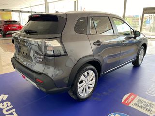 Suzuki S-Cross 2025