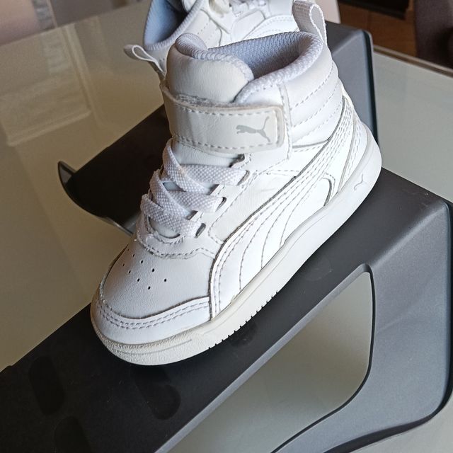 Scarpe Puma bimbo/a tg 21 bianche