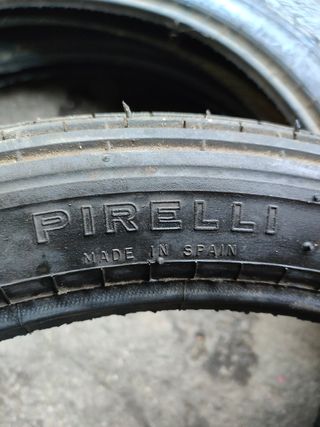 Neumático Pirelli 2.50-17