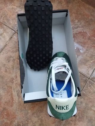 Zapatillas Nike Verdes y Blancas