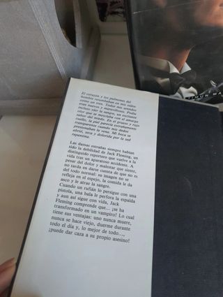 Lote 2 libros Sangre de vida y Lista sangrienta