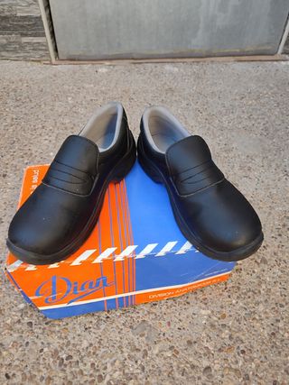 Zapatos de seguridad Dian Talla 40 Negros
