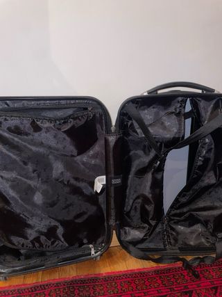 Maleta de equipaje mano gris con ruedas