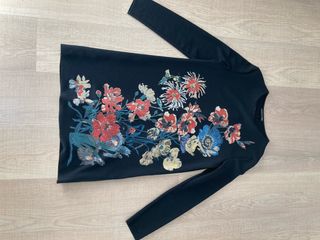 Vestido Zara floral negro Talla S