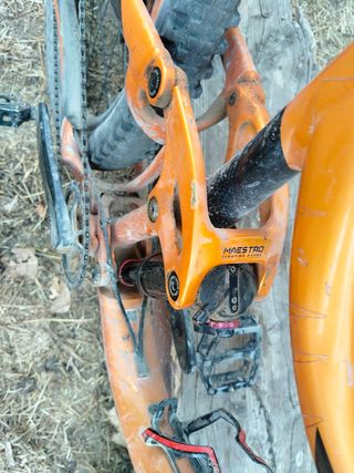 Bicicleta Enduro Giant Reign Naranja