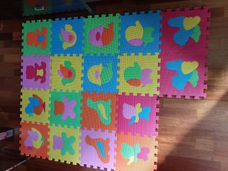 Suelo puzzle goma eva animales