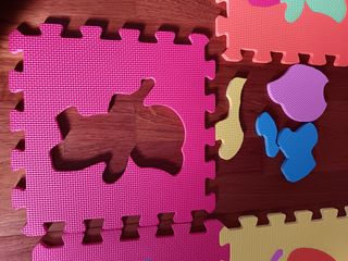 Suelo puzzle goma eva animales
