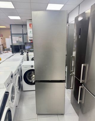 Nevera Samsung 2m x 60cm No Frost