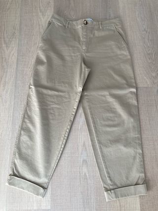Pantalón chino Zara beige mujer Talla 40