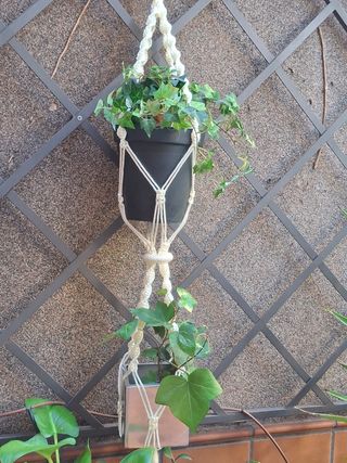 Portamacetas macramé colgante
