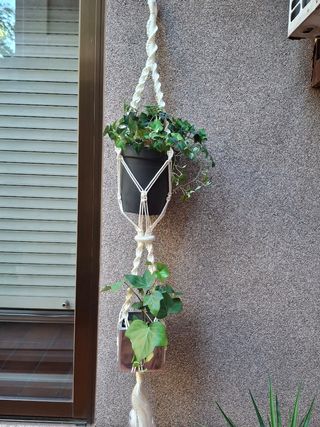 Portamacetas macramé colgante