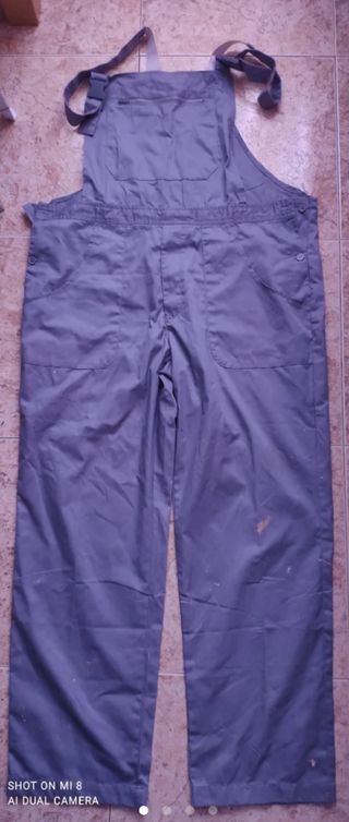 Ropa de trabajo WURTH roja y negra