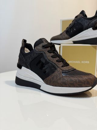 Zapatillas Michael Kors Mujer Negro Marrón