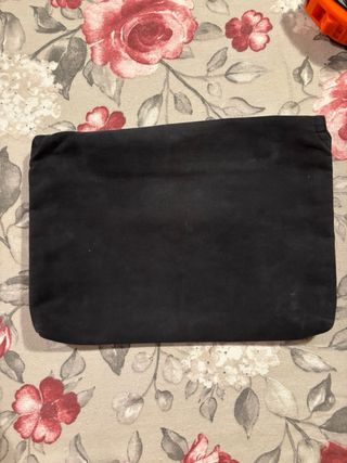 Guscio nero per tablet 