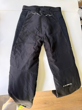 Chaqueta y pantalón de Moto Chica All Weather Ixon