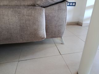 Sofá de 2 plazas gris
