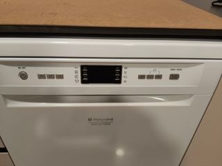 Lavavajillas Ariston Hotpoint Blanco