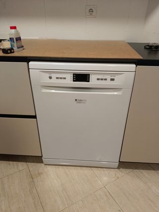 Lavavajillas Ariston Hotpoint Blanco