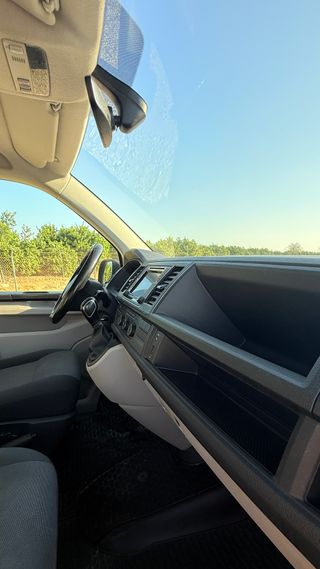 Volkswagen T6 Transporter 2.0 TDI DSG EcoProfi