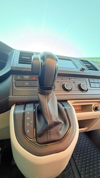 Volkswagen T6 Transporter 2.0 TDI DSG EcoProfi