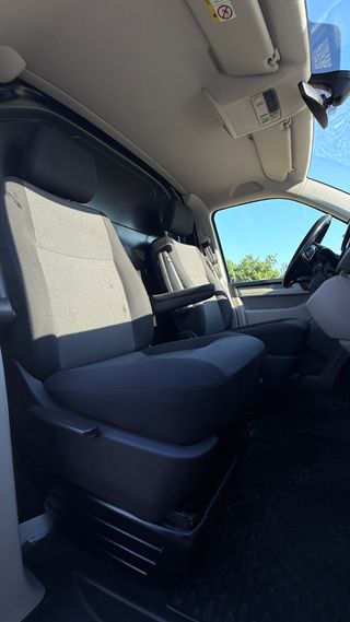Volkswagen T6 Transporter 2.0 TDI DSG EcoProfi