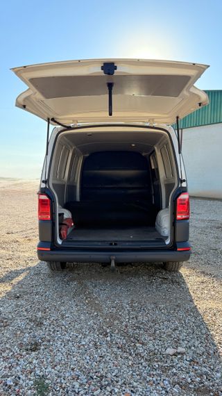 Volkswagen T6 Transporter 2.0 TDI DSG EcoProfi