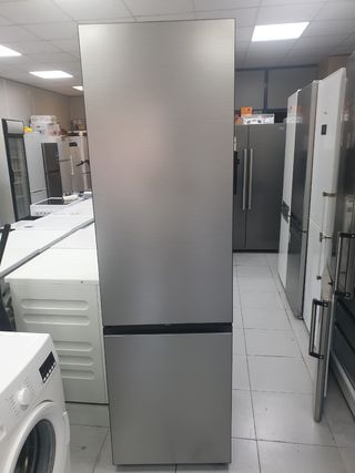 Nevera combi samsung 2m x 60cm 