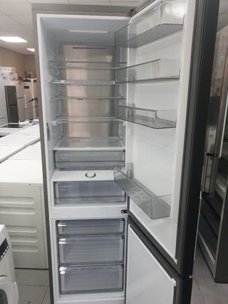 Nevera combi samsung 2m x 60cm 