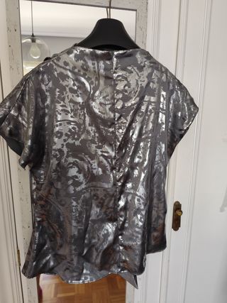 Top Zara Plateado Estampado