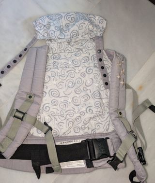 Mochila Ergobaby Porteo Gris Estrellas