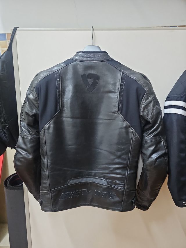 Cazadora de moto Revit hombre.