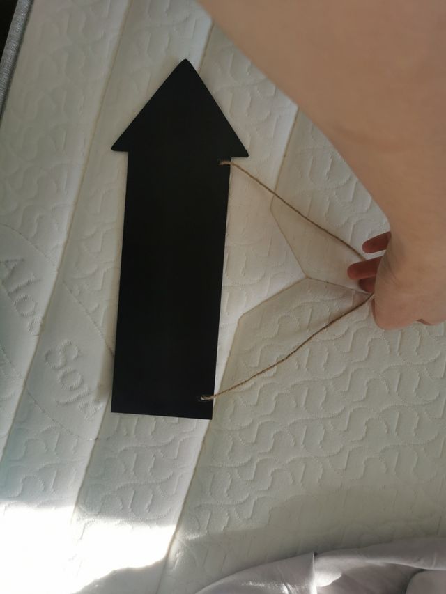 Pizarra Flecha Negra