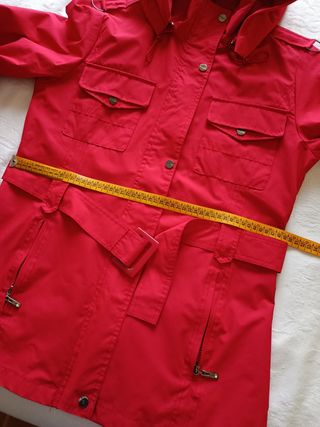 Parka roja con capucha BEYOND WOMAN Talla L