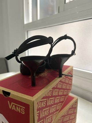 Zapatos de tacón negros