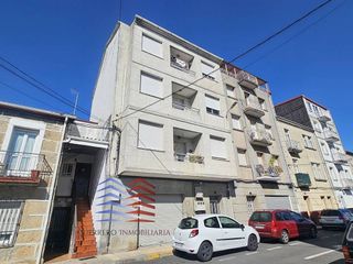 Edificio en venta en San Rosendo en Ourense