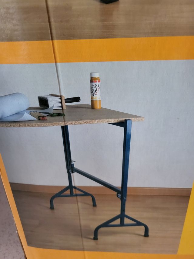 Caballete de hierro plegable