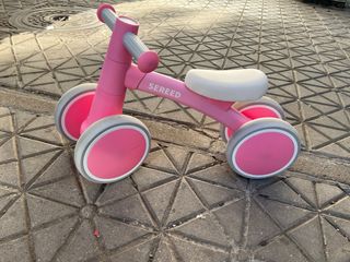 Bicicleta sin pedales Sereed rosa
