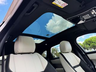 Land-Rover Range Rover Velar 2.0D I4 RDYNAMIC S 4WD AUTO. con TECHO SOLAR, CUERO... 