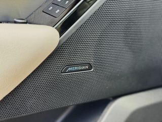 Land-Rover Range Rover Velar 2.0D I4 RDYNAMIC S 4WD AUTO. con TECHO SOLAR, CUERO... 